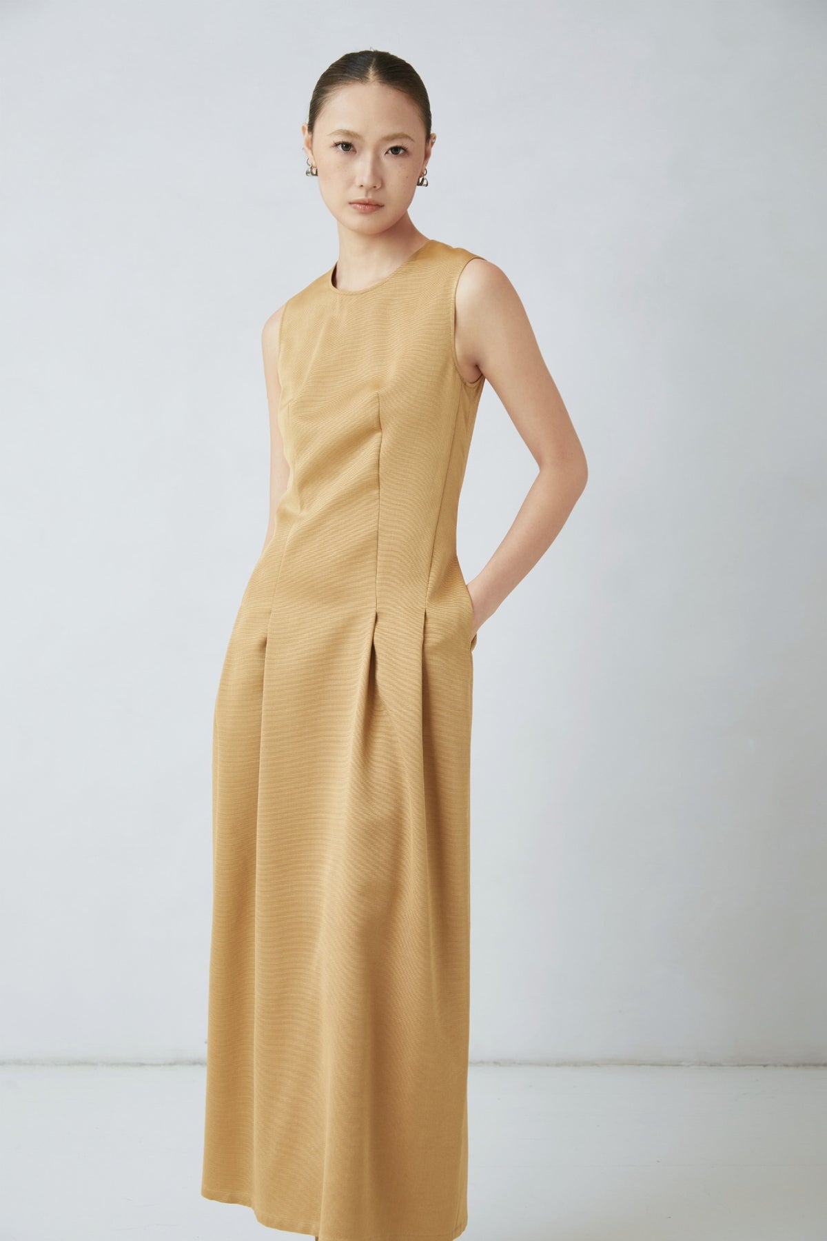 WU TANG Pleated sleeveless midi dress, Golden yellow, view 2