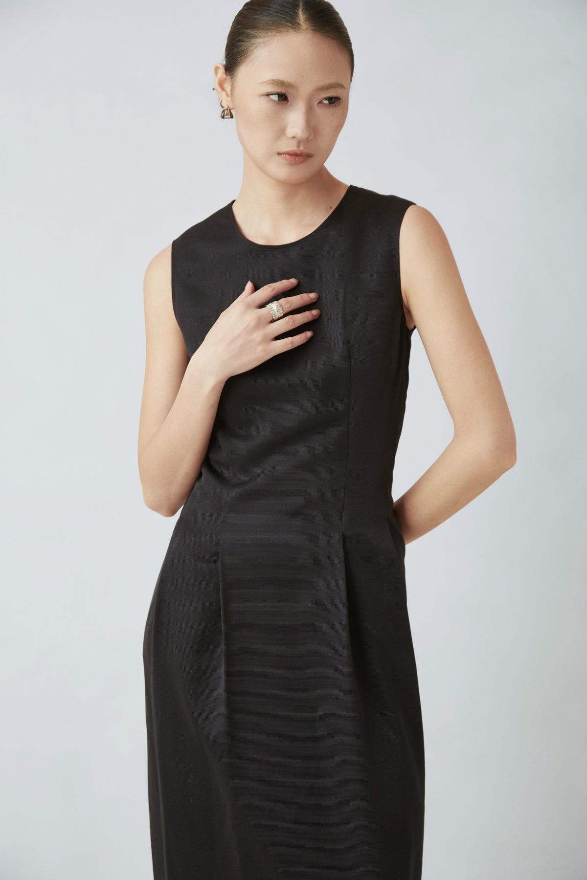 WU TANG Pleated sleeveless midi dress, Black, view 2