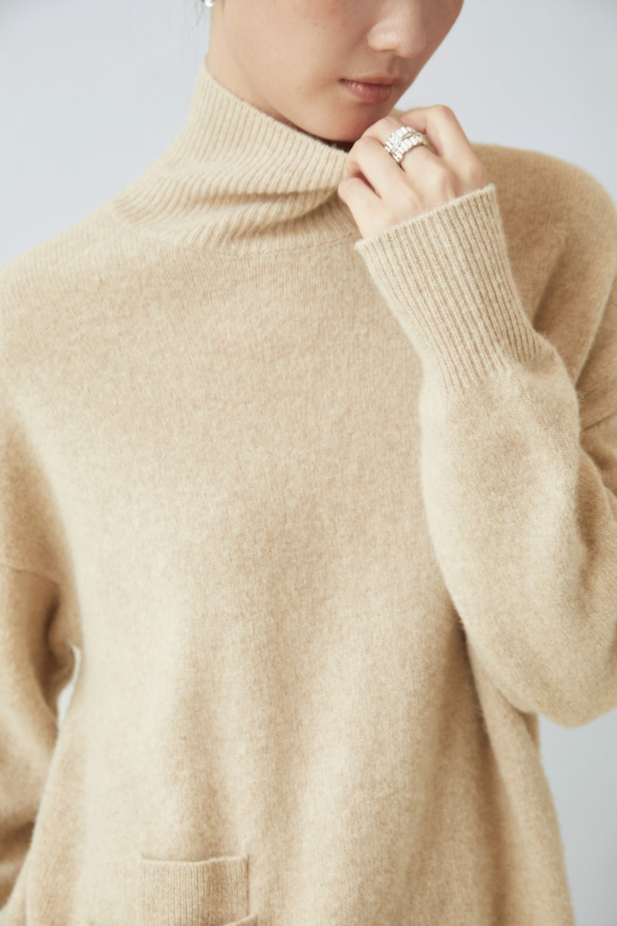 WU TANG Pocket-detail turtleneck jumper, Light beige, view 4