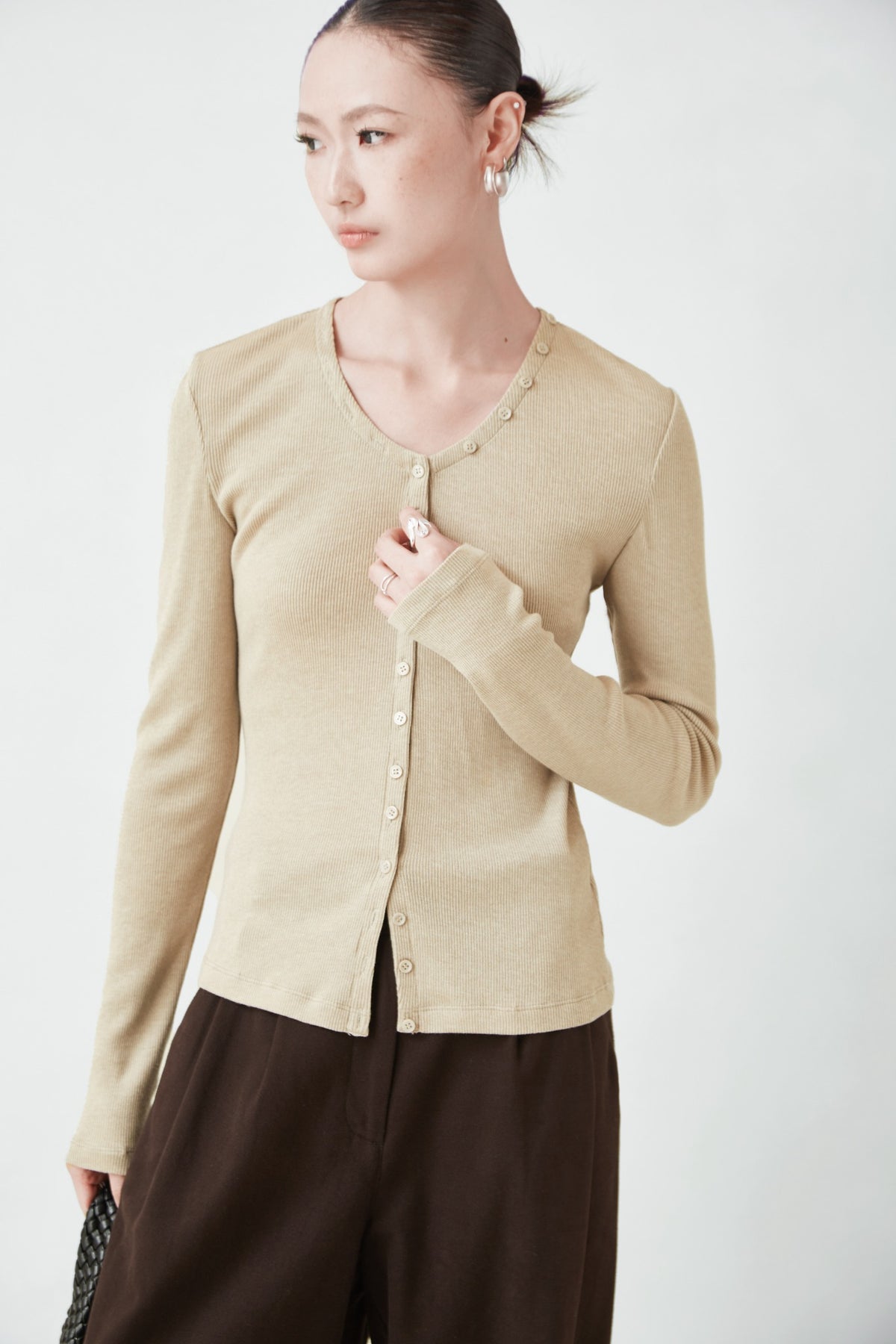 WU TANG Button-detail ribbed cardigan, Light beige, view 3