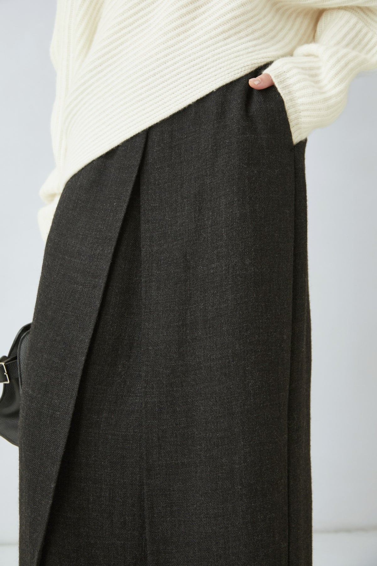 WU TANG Textured wrap-effect maxi skirt, Charcoal, view 4