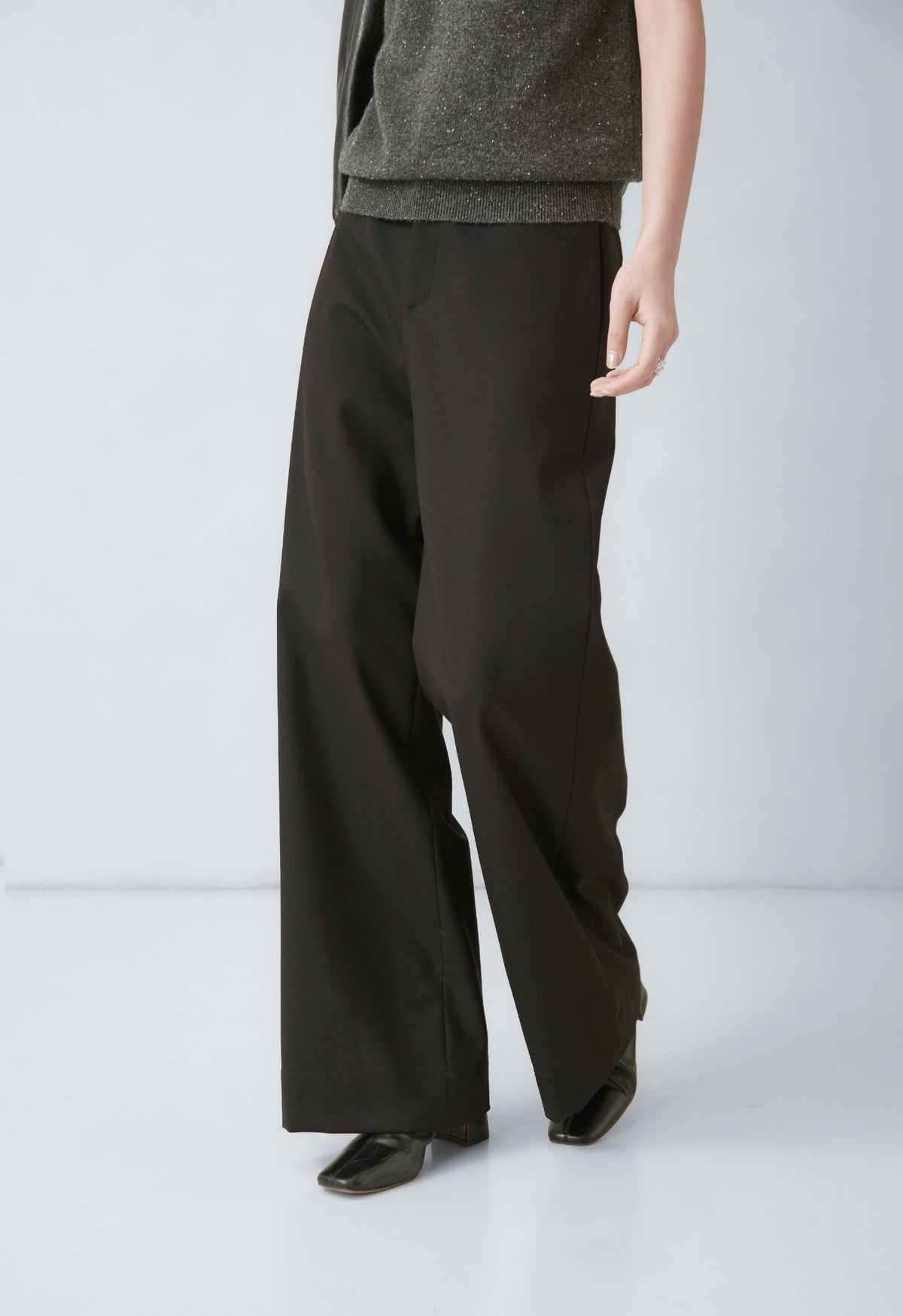 WU TANG Dark wide-leg trousers, Dark olive, view 3