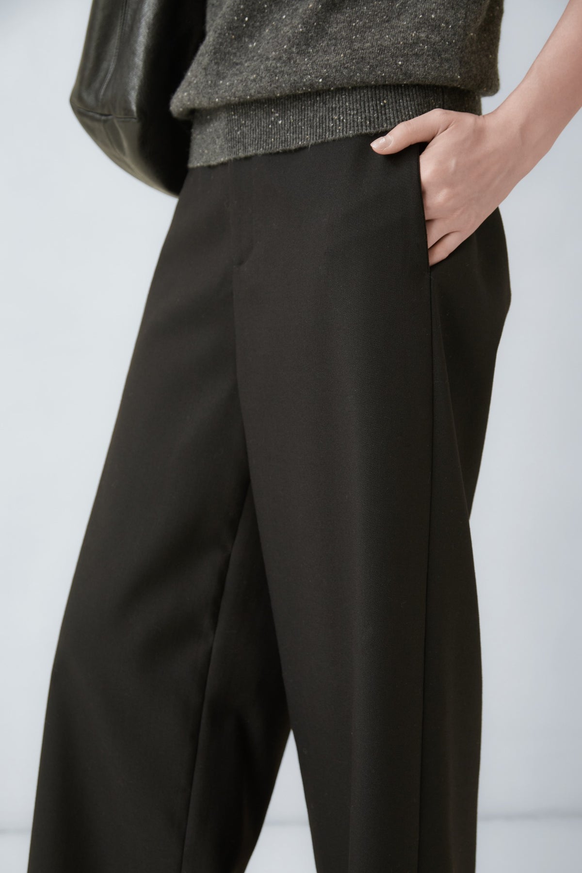WU TANG Dark wide-leg trousers, Dark olive, view 4
